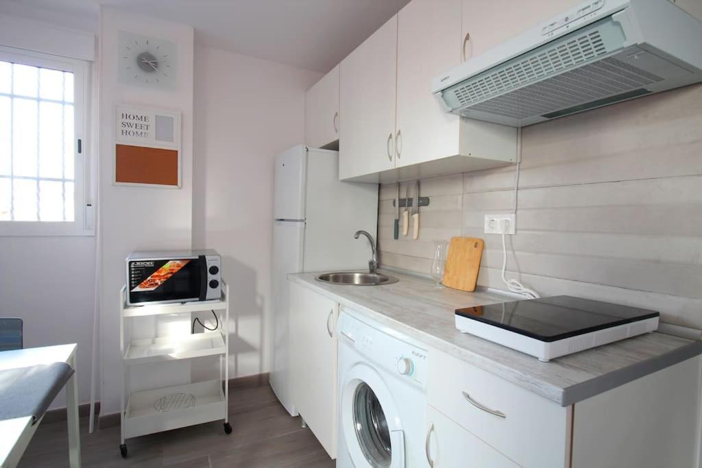 Suite Puerta Osario Con Terraza Sevilla Exterior foto