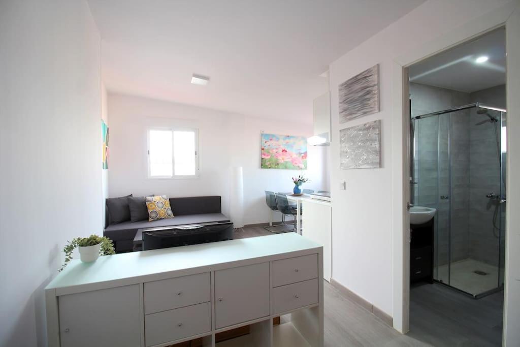 Suite Puerta Osario Con Terraza Sevilla Exterior foto