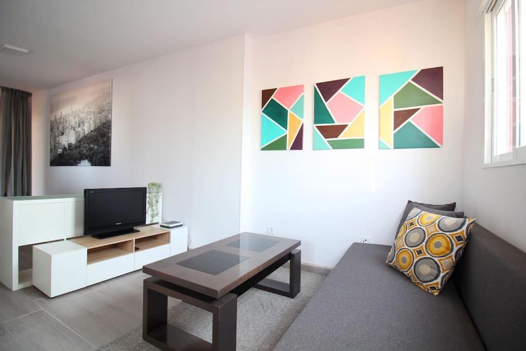 Suite Puerta Osario Con Terraza Sevilla Exterior foto