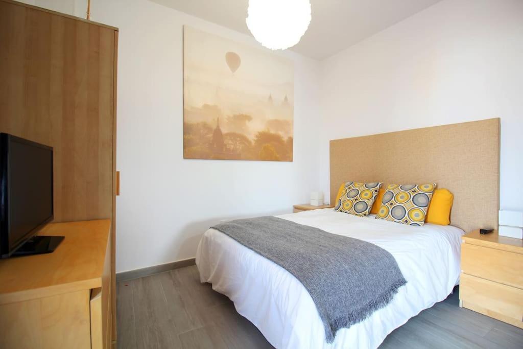 Suite Puerta Osario Con Terraza Sevilla Exterior foto
